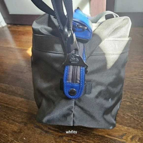 Rare Tumi Alpha Bravo Blue and Gray Weekender Bag Limited Colorway - Picture 8 of 11